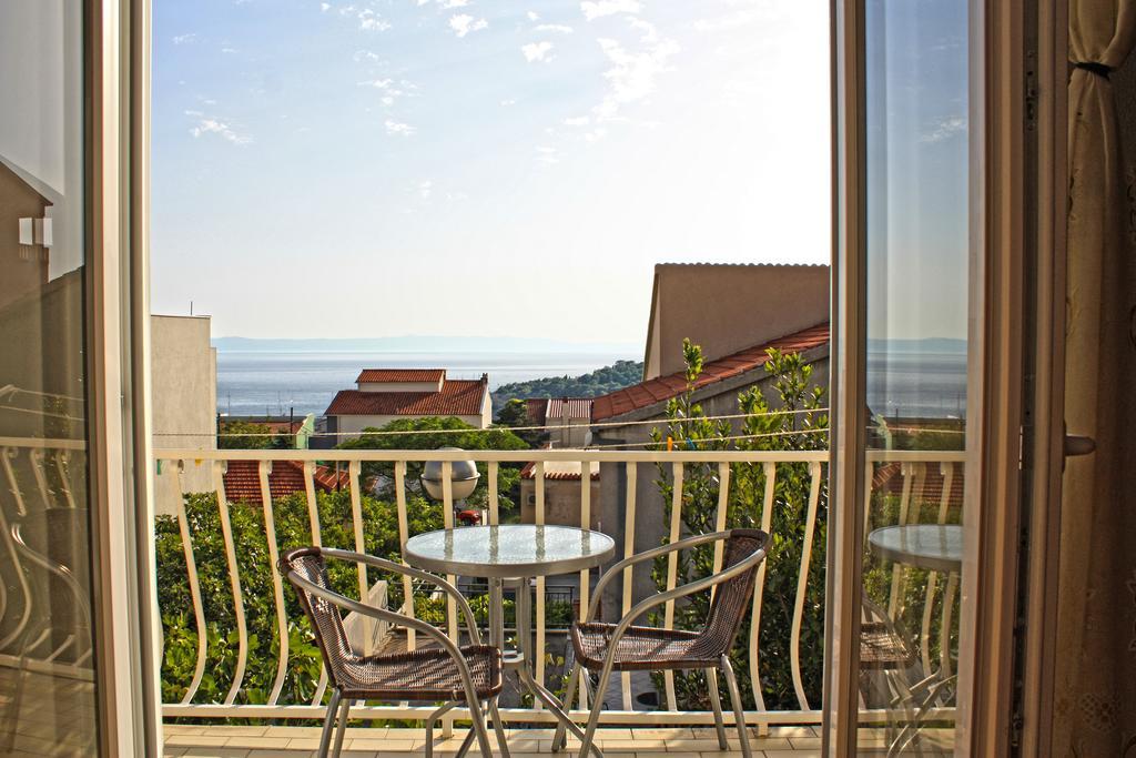 Bougainvillea Apartments Makarska Exterior photo